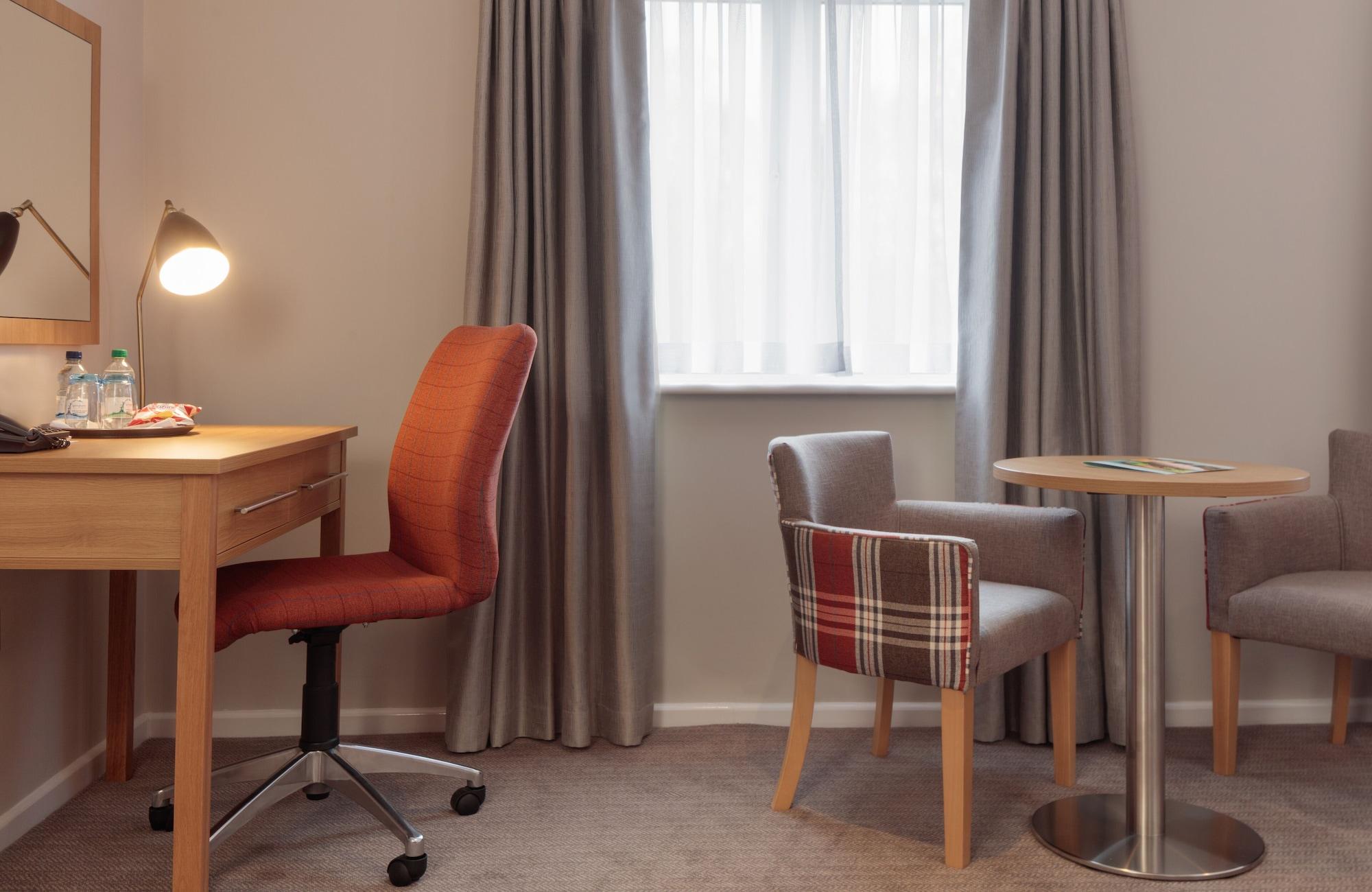 Oxford Witney Hotel Εξωτερικό φωτογραφία