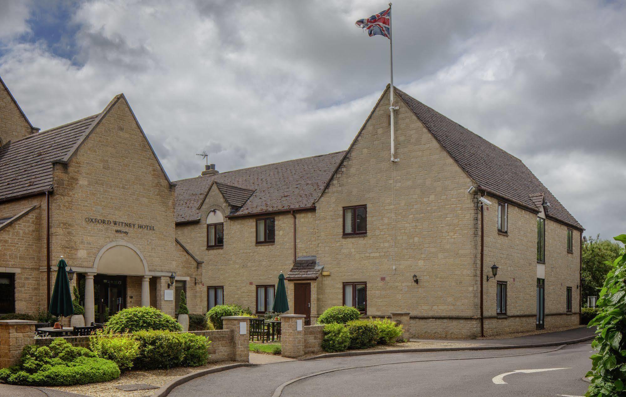 Oxford Witney Hotel Εξωτερικό φωτογραφία